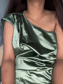 Snapshot of Cute_Marina chatting on May 30, 8:00 am Cute Marina online show from May 30, 8:00 am