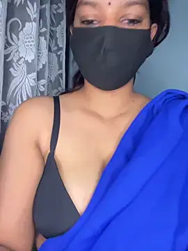 Snapshot of Cute_Marina chatting on June 15, 5:31 am Cute Marina online show from June 15, 5:31 am
