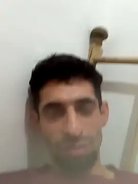 Snapshot of elperri2025 chatting on October 25, 3:03 am elperri2025 online show from October 25, 3:03 am