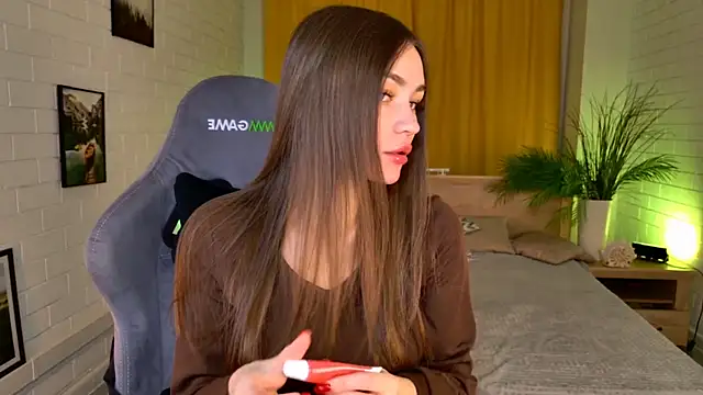 lollyrais online show from February 10, 1:26 pm