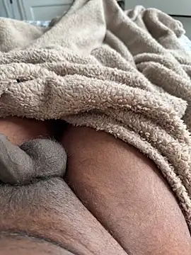 Snapshot of blacksamii2 chatting on February 13, 10:11 am blacksamii2 online show from February 13, 10:11 am