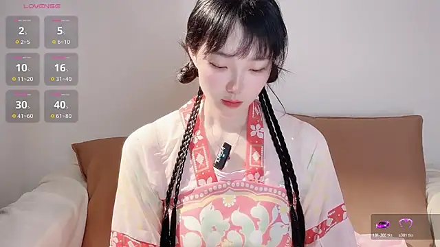 upoo7lt online show from April 8, 1:49 am