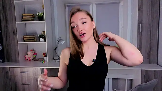 Snapshot of ShemikaCozza chatting on November 3, 11:33 am ShemikaCozza online show from November 3, 11:33 am