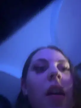 elliepixie online show from May 16, 12:18 am