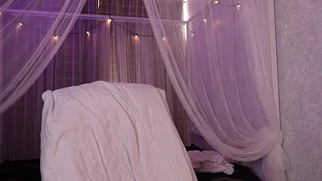 lexirouge   online show from March 2, 7:54 pm