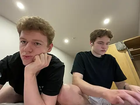 Snapshot of danielxfun chatting on April 24, 6:10 pm danielxfun online show from April 24, 6:10 pm