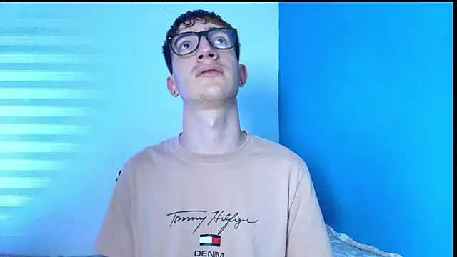 Erick Taylor3 online show from February 20, 9:04 pm