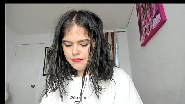 Snapshot of alahia66 chatting on April 30, 11:49 am alahia66 online show from April 30, 11:49 am