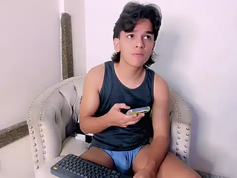 Salomon Mendoza online show from December 16, 11:32 pm