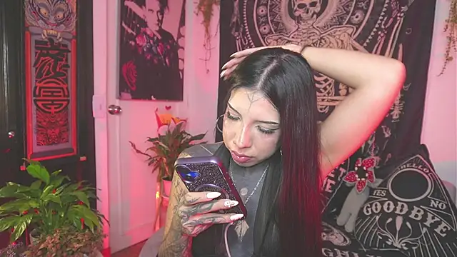Dalia Vorhees online show from May 29, 1:14 am