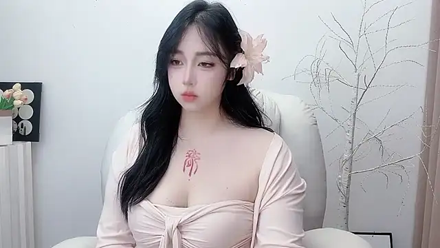 Love-hanzaizai718 online show from December 20, 3:41 pm