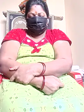 Snapshot of sreemamitha9 chatting on December 20, 3:35 am sreemamitha9 online show from December 20, 3:35 am