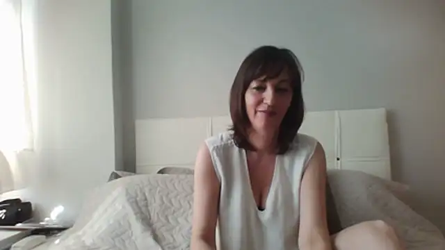 Snapshot of ArianaStarr chatting on April 7, 7:20 am ArianaStarr online show from April 7, 7:20 am