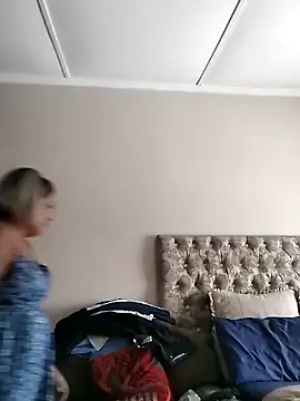 IndianLara online show from April 20, 1:03 pm