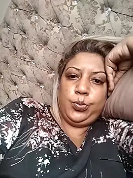 IndianLara online show from April 23, 6:03 am