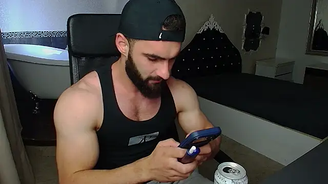 Snapshot of MicahLane chatting on July 13, 4:37 am MicahLane online show from July 13, 4:37 am