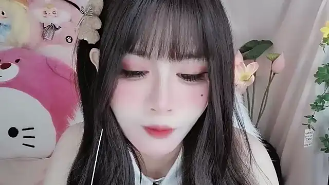 Snapshot of -zhuzhu-999- chatting on February 3, 5:18 pm -zhuzhu-999- online show from February 3, 5:18 pm