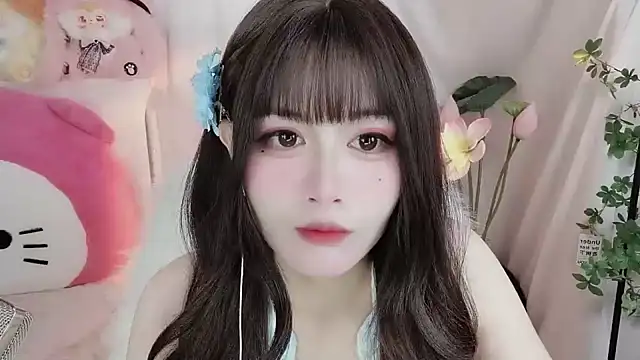 Snapshot of -zhuzhu-999- chatting on February 5, 8:35 pm -zhuzhu-999- online show from February 5, 8:35 pm