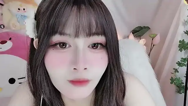 Snapshot of -zhuzhu-999- chatting on February 9, 10:03 pm -zhuzhu-999- online show from February 9, 10:03 pm