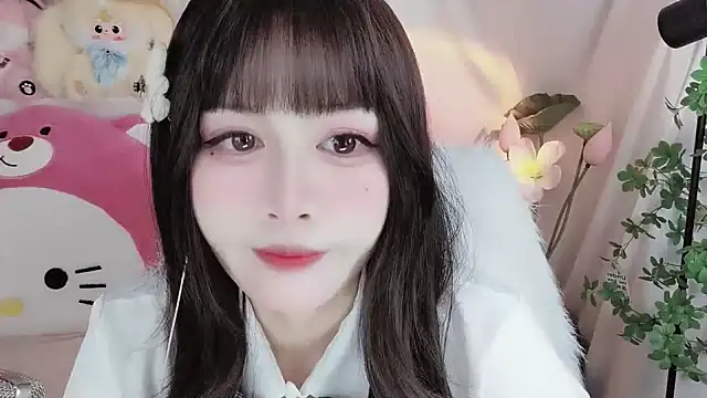 Snapshot of -zhuzhu-999- chatting on March 2, 7:43 pm -zhuzhu-999- online show from March 2, 7:43 pm