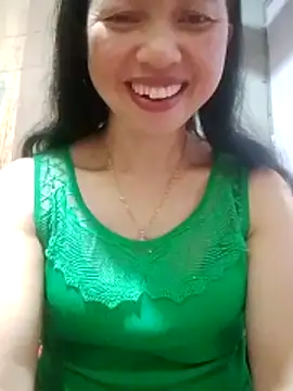 TRIEUTRIEU20 online show from May 8, 2:22 pm