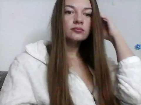 Snapshot of EllaMoonlight chatting on November 16, 9:20 pm EllaMoonlight online show from November 16, 9:20 pm