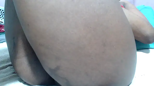 Snapshot of Bracylia chatting on June 25, 6:45 pm Bracylia online show from June 25, 6:45 pm