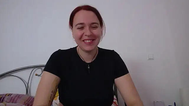 Latexaddictx  online show from November 8, 1:22 pm