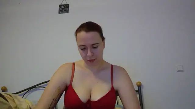 Latexaddictx  online show from November 25, 8:20 pm