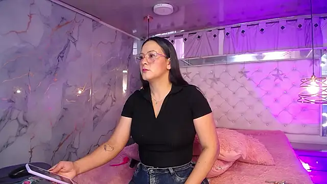 Melissa-roberts online show from March 6, 2:13 pm