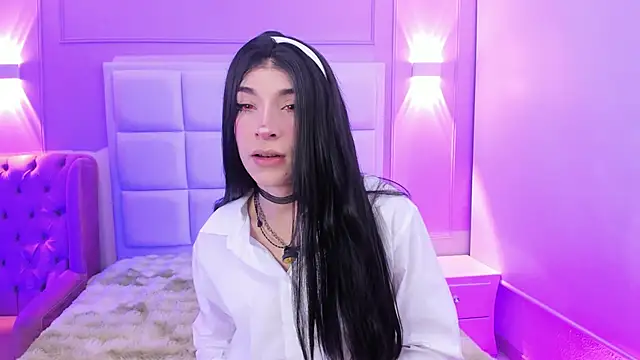 Damiian20  online show from April 18, 1:04 pm