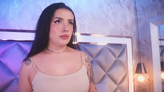 Snapshot of _giggy_2 chatting on February 19, 11:39 am giggy 2 online show from February 19, 11:39 am