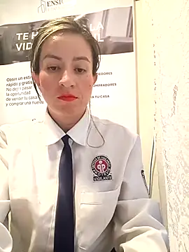 Snapshot of Valentina--1 chatting on March 3, 11:05 am Valentina--1 online show from March 3, 11:05 am