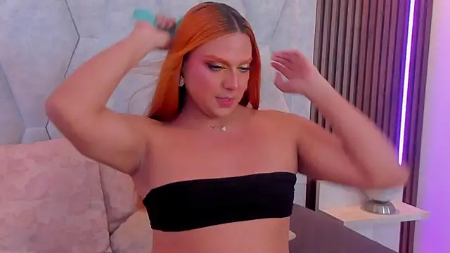 Snapshot of IrinaaVega chatting on July 6, 8:55 pm IrinaaVega online show from July 6, 8:55 pm
