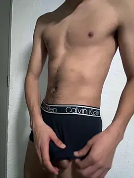 Snapshot of Delicious_Papi chatting on June 20, 12:14 am Delicious Papi online show from June 20, 12:14 am