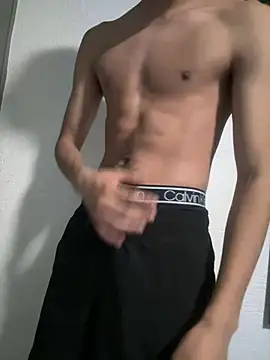 Snapshot of Delicious_Papi chatting on July 29, 2:21 am Delicious Papi online show from July 29, 2:21 am