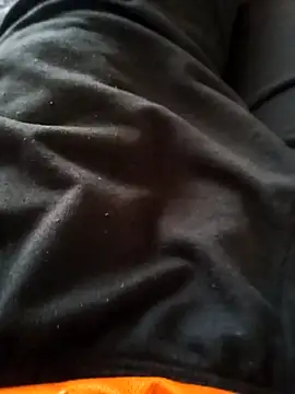 Snapshot of Andres__00 chatting on March 31, 7:03 pm Andres 00 online show from March 31, 7:03 pm