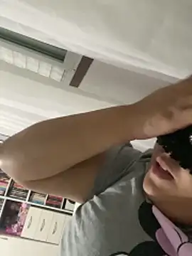 crazzyanne online show from December 22, 5:37 am