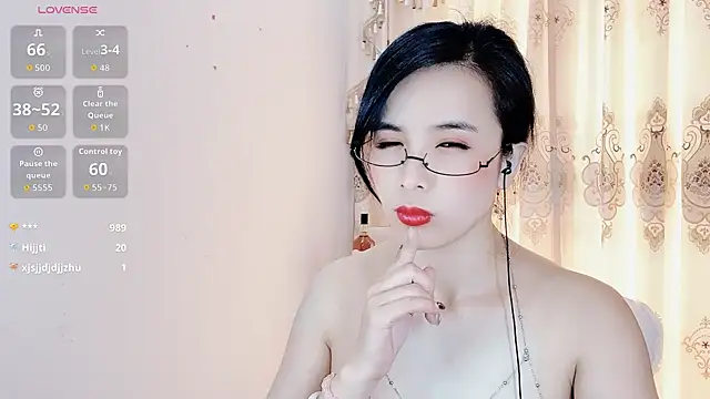 -Jenny-666- online show from April 18, 3:32 am