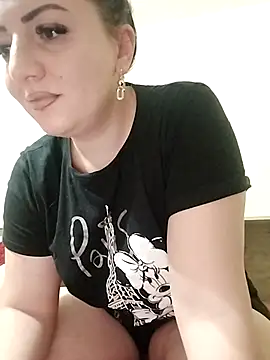 Snapshot of Gabrielaalialiali chatting on February 3, 6:40 am Gabrielaalialiali online show from February 3, 6:40 am