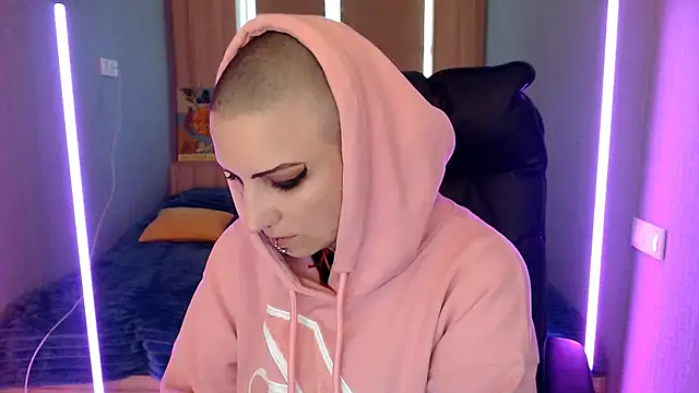 Sweet-n-Strong online show from April 13, 5:13 am