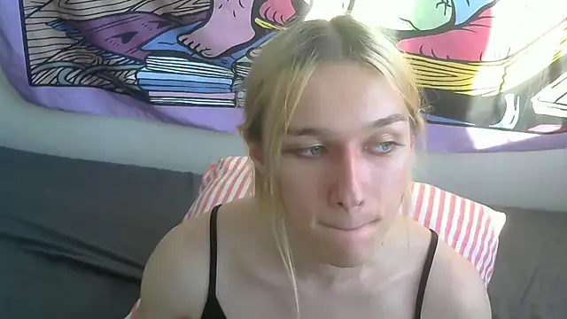 Snapshot of icebenz chatting on July 6, 3:14 pm icebenz online show from July 6, 3:14 pm