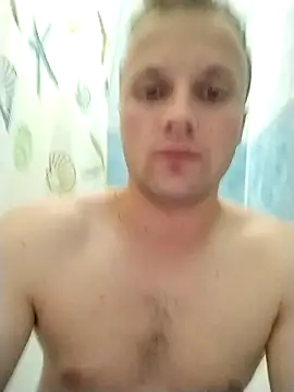 Snapshot of BevonFuller chatting on October 27, 6:12 pm BevonFuller online show from October 27, 6:12 pm