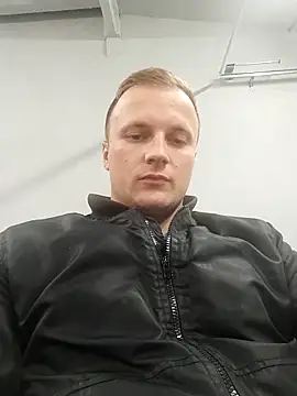 Snapshot of BevonFuller chatting on October 28, 1:36 pm BevonFuller online show from October 28, 1:36 pm