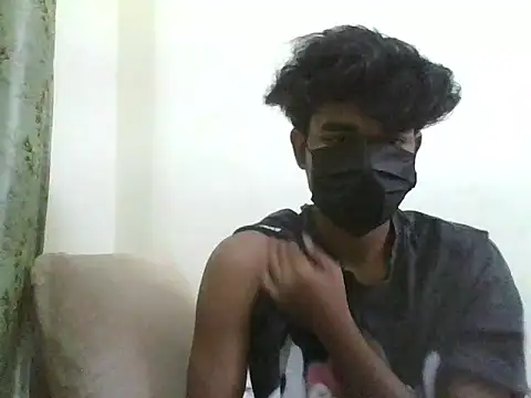 Snapshot of kriZ08 chatting on April 24, 12:40 pm kriZ08 online show from April 24, 12:40 pm