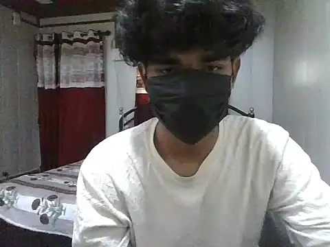 Snapshot of kriZ08 chatting on May 8, 11:04 am kriZ08 online show from May 8, 11:04 am