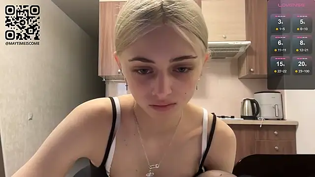 Snapshot of AidaGloshen chatting on June 7, 3:05 pm AidaGloshen online show from June 7, 3:05 pm