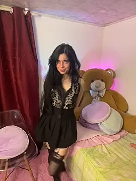 Snapshot of wetbyAlice chatting on April 26, 1:47 am wetbyAlice online show from April 26, 1:47 am