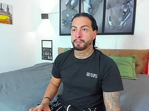 christopher palmerjs online show from December 21, 9:22 pm