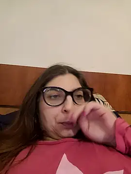 sweetbabygirlforyou online show from February 22, 11:14 pm